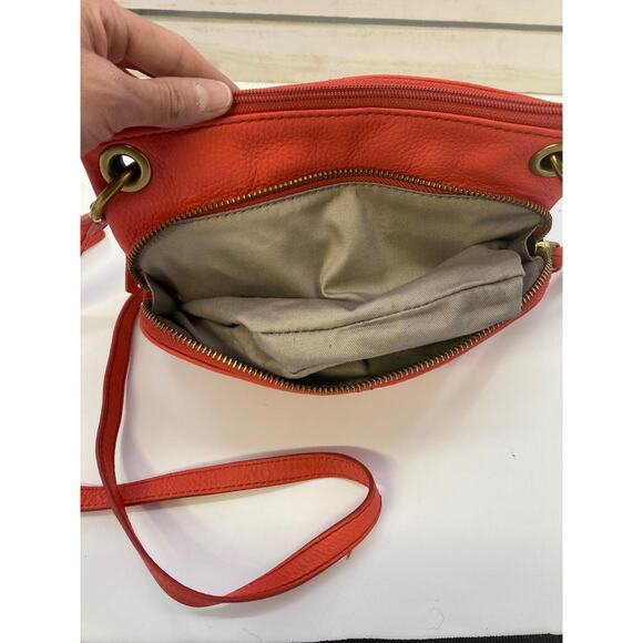 FOSSIL SMALL ORANGE PEBBLED LEATHER CROSSBODY BAG - Picture 6 of 15